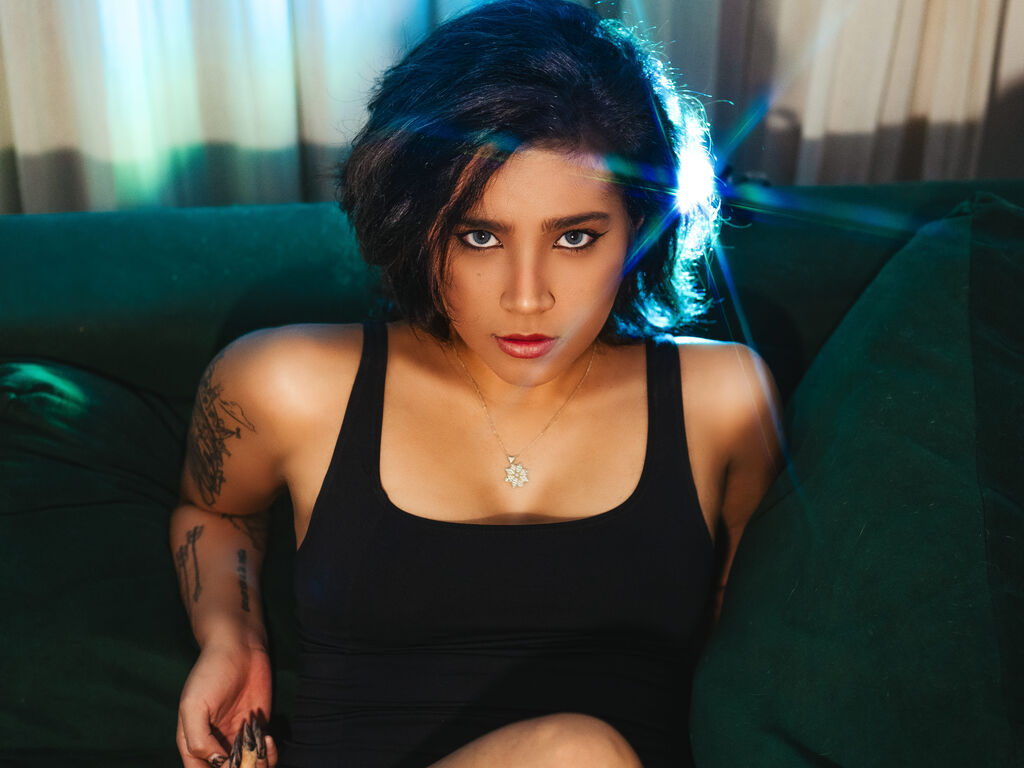 AlexiaBanner